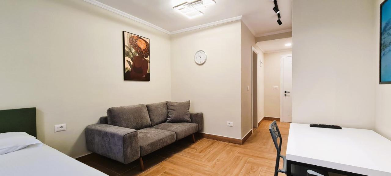 2v1 - Center 3 Appartement *
